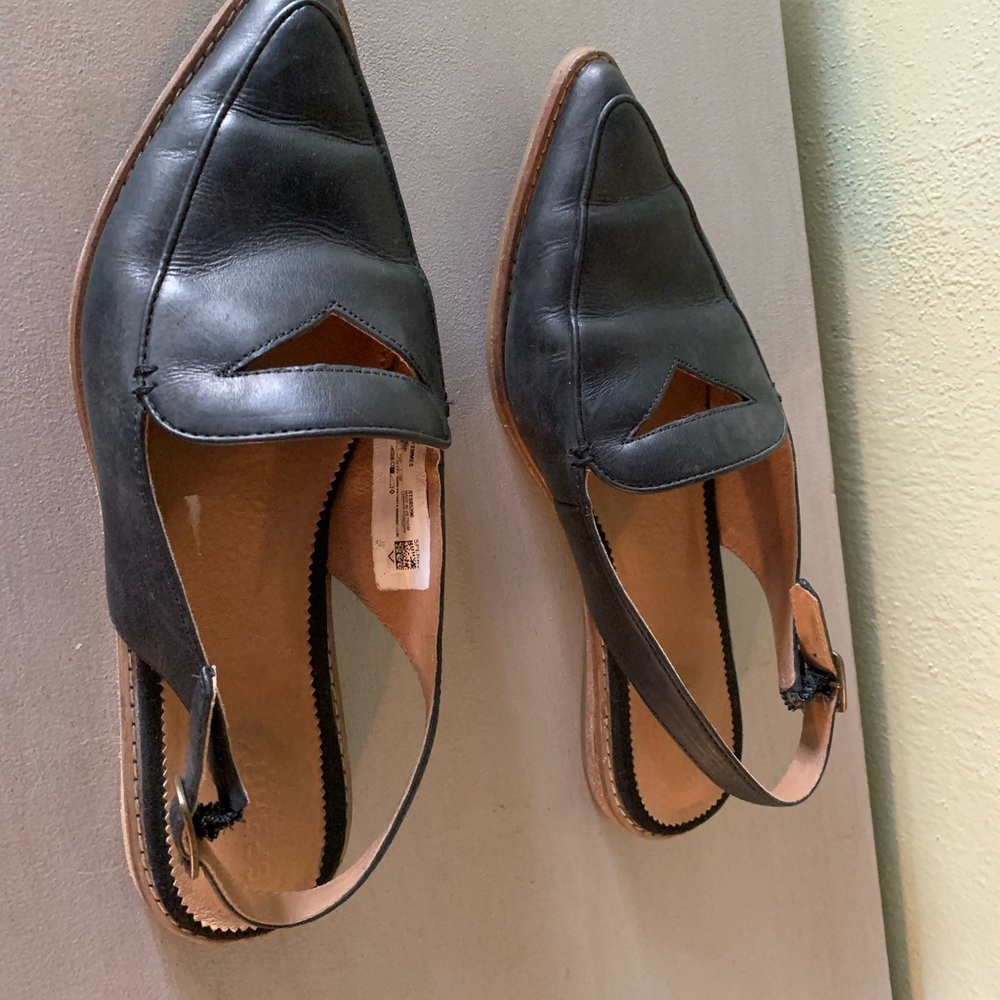 Sperry Topslider size 9